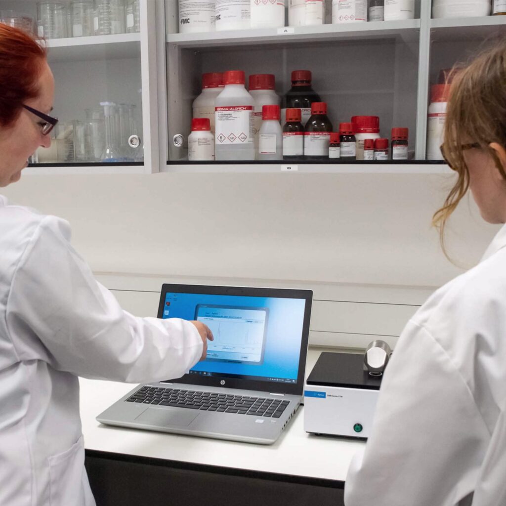 5500 Series Compact FTIR Spectrometer